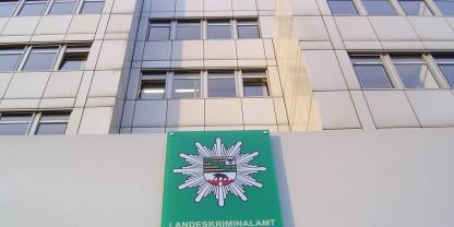 Das LKA Sachsen-Anhalt soll mehrere Waffen kurz vor einer Überprüfung durch den Landesrechnungshof vernichtet haben.