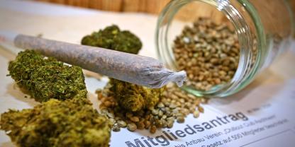 Bei der Legalisierung von Cannabis gibt es noch einige offene Fragen