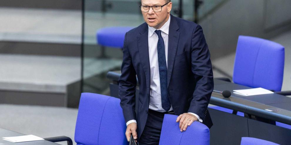 Bundesumweltminister Carsten Schneider (SPD) will offenbar für mehr Moorschutz und Auflagen in der Waldbewirtschaftung sorgen.