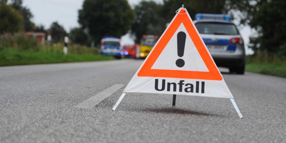 AdobeStock_44555071 unfall Polizei