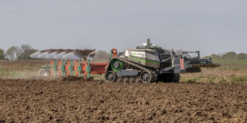 Im Einsatz waren der AgBot 5.115T2 un der fünffurchige Kverneland LO 300/85-Pflug.