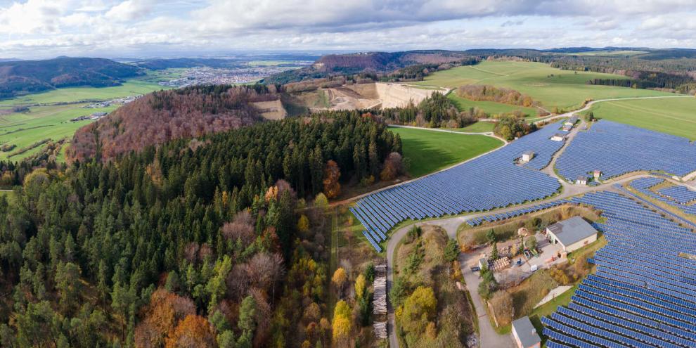 Wald, PV-Anlagen, Wiesen: Mitunter gerät das Bild des Flächenbedarfs in Schieflage.