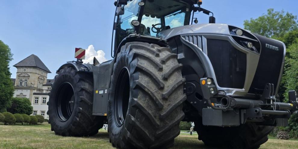 CLAAS XERION 4000 Trac VC