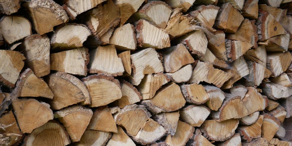 Lagerndes Brennholz