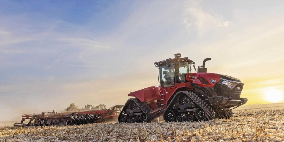 Der neue Steiger 785 Quadtrac von Case IH liefert stolze 853 PS. Wird der Mega-Schlepper in der Kategorie Großtraktoren das Rennen um den Titel Farm Machine 2026 machen?