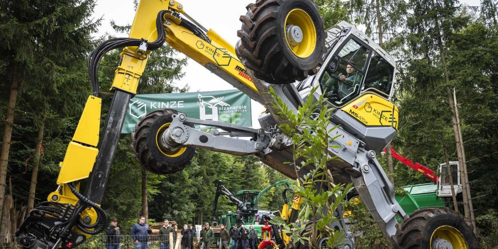 Technikdemonstrationen und Fachinformationen überzeugten die Besucher der DLG-Waldtage 2025.