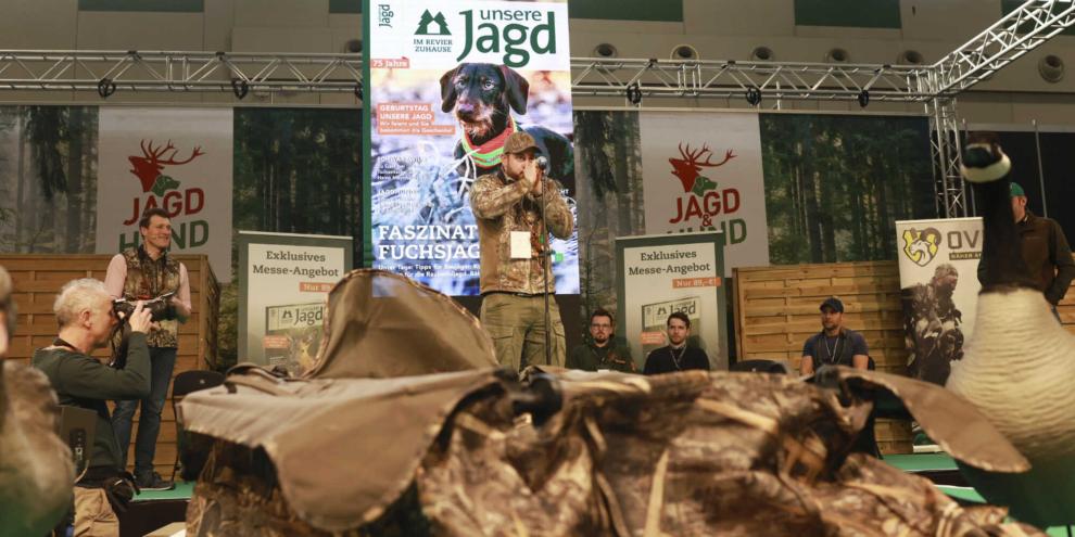Auch im kommenden Januar geht es auf der Hauptbühne der JAGD & HUND akustisch wieder heiß her.