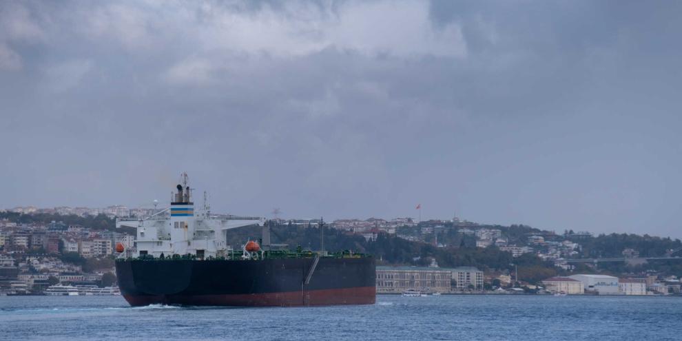 Frachtschiff-Türkei_AdobeStock_401307613