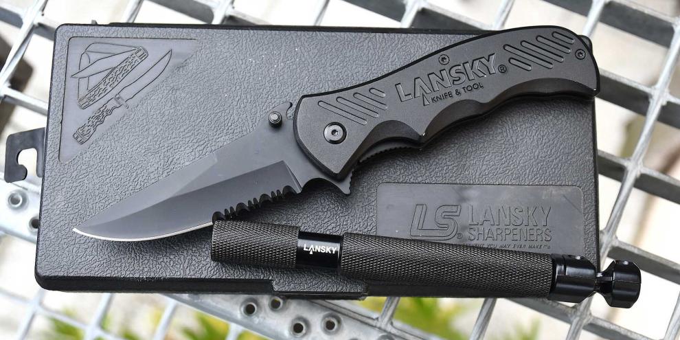 Messer, Schärfer, Schärfset von Lansky. Das gleichnamige Unternehmen wurde von Arthur Lansky Levine gegründet.
