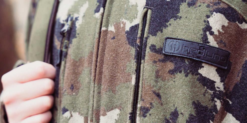 Hedlund fertigt hochwertige und moderne Lodenkleidung für den jagdlichen Einsatz.