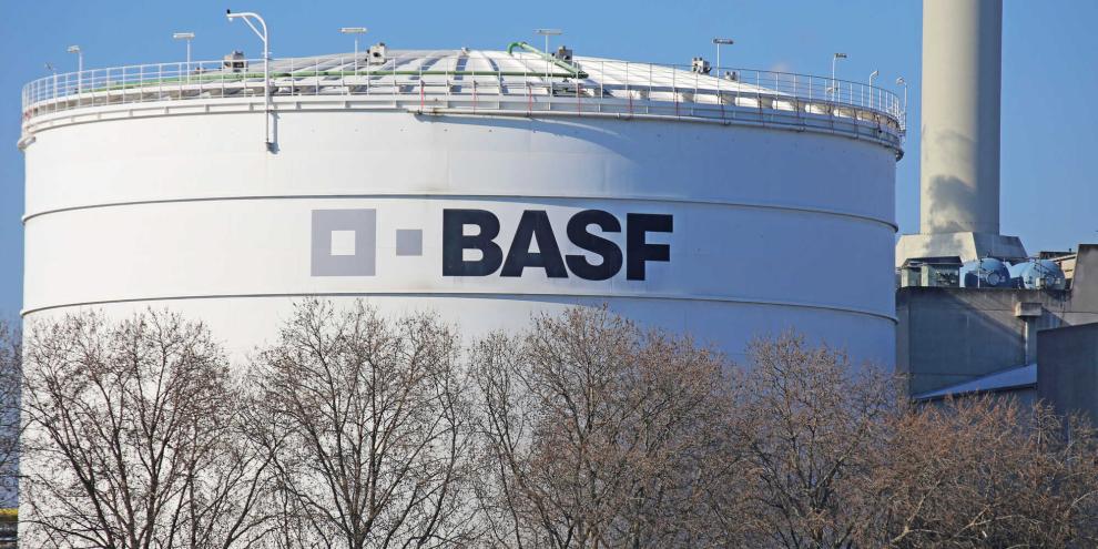 BASF-Werk-AdobeStock_418016920