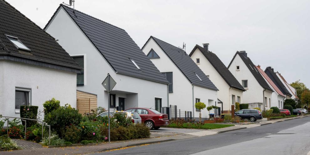 Reihenhäuser-AdobeStock_545212781