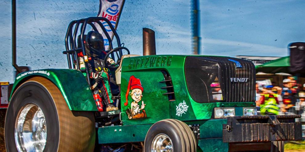 Beim Tractor Pulling-Event in Sonsteck ging auch der Giftzwerg der Lokalmatadore an den Start.