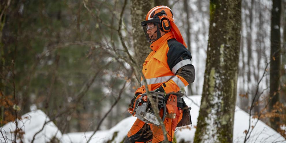 Wer eine neue Gehörschutzkombination wie dieses Kommunikationsset 3M Peltor WS Alert XPI kauft, erhält von der SVLFG einen Zuschuss.