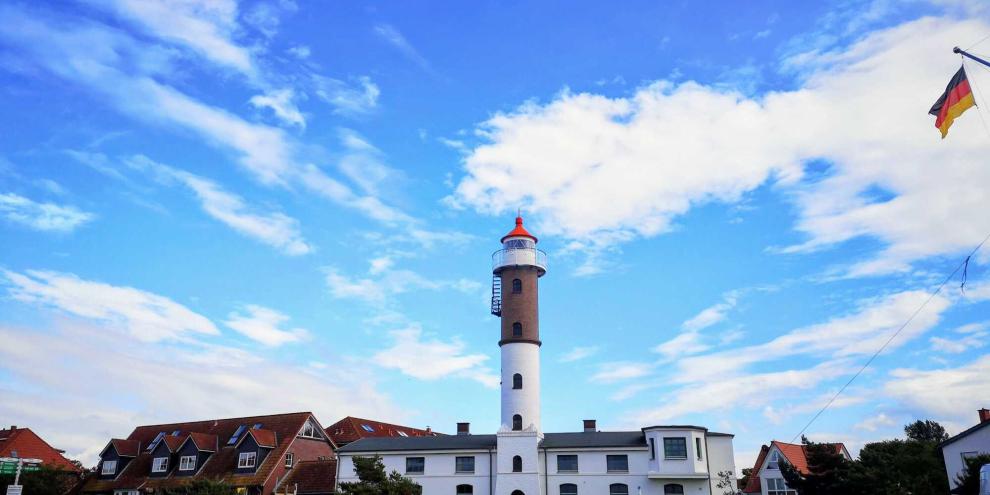Ein Wahrzeichen der Insel Poel: Der Leuchtturm Timmendorf-Poel steht am südwestlichen Ende der kleinen Insel.