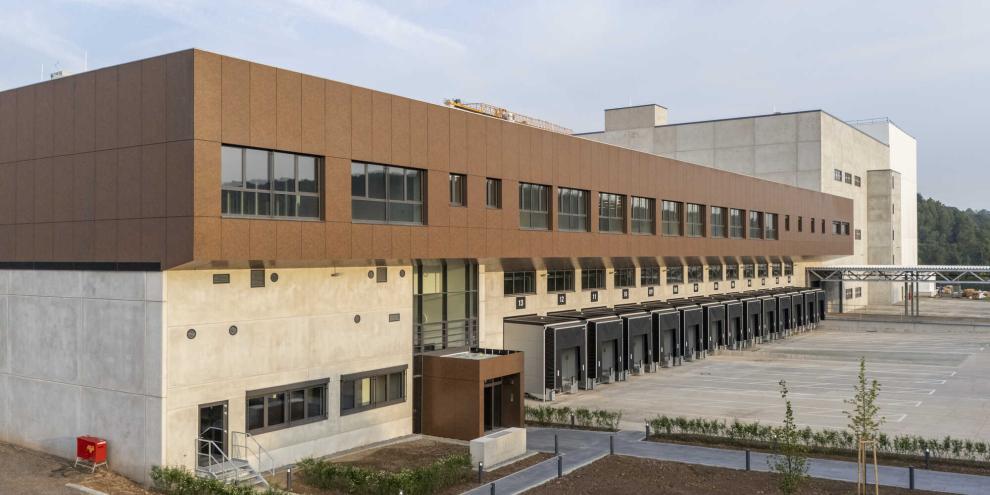 Am 12. Januar wurden im neuen Logistikzentrum in Tholey die ersten Pakete auf den Weg gebracht.