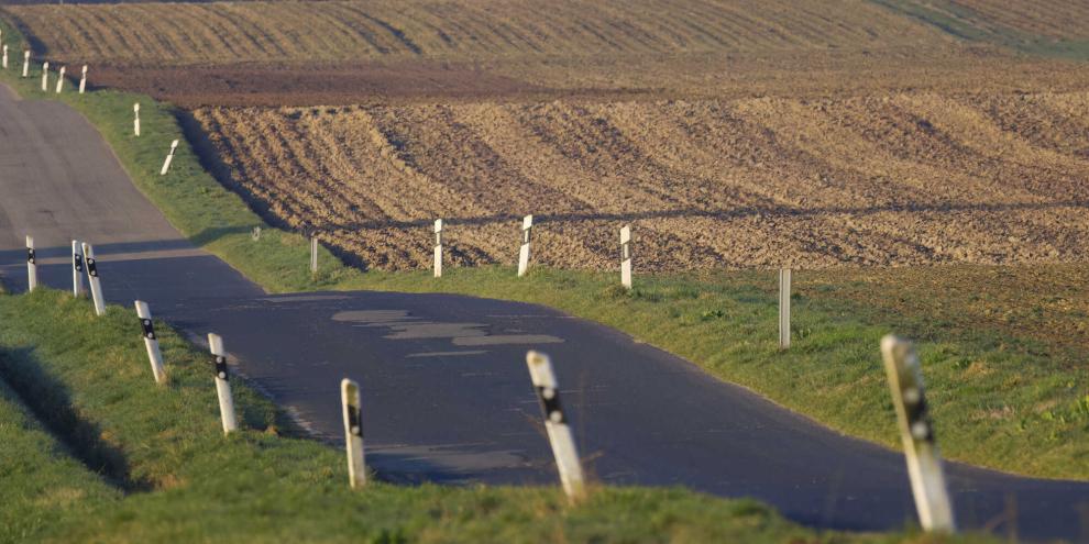 Acker-Strasse-AdobeStock_1326048174