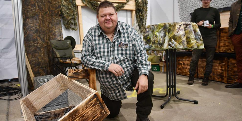 Karsten Sambleben auf der Messe in Leipzig. Er betreibt ein Unternehmen zum Fallenbau.