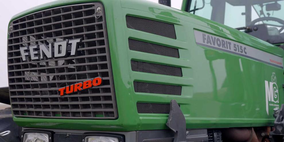 Ein Video auf YouTube dreht sich um die Restaurierung eines Fendt Favorit 515 C Traktors. Und auch der Sound der Landmaschine kommt zur Geltung!