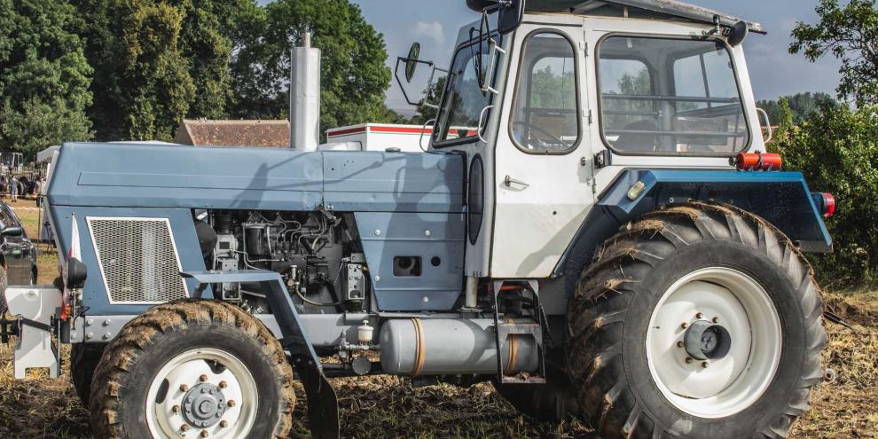 SYMBOLBILD: Warum wurde aus Spott plötzlich Respekt? In Amerika galt der Fortschritt ZT 320 schließlich als Referenzmaschine. Eine Doku erklärt diese Entwicklung.