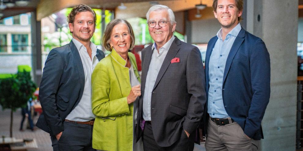 Franz Grimme mit Ehefrau Christine und seinen Söhnen Philipp (l.) und Christoph (r.).