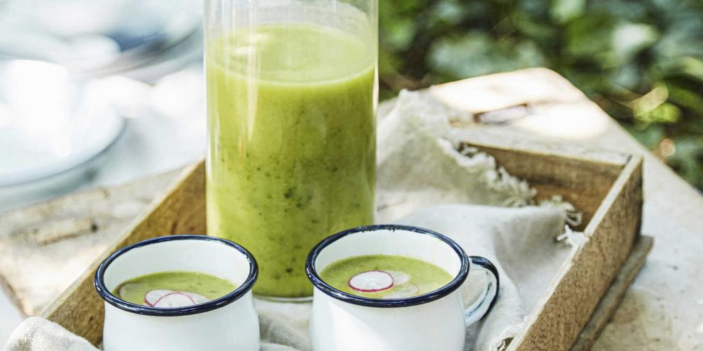 Salat mal erfrischend anders: als gekühlte grüne Salatsuppe