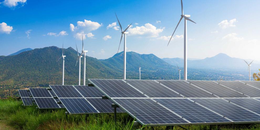 Prognose: Die Windkraft an Land könnte bis zum Jahr 2050 rund 26 Prozent der weltweiten Stromversorgung übernehmen, während die Solarenergie auf etwa 21 Prozent käme.