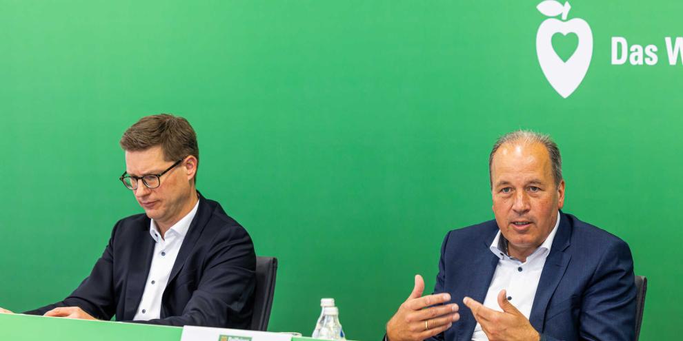 Der Vorstand der ZG Raiffeisen besteht aus zwei Mitgliedern: Lukas Roßhart (re.) und Dr. Holger Löbbert.