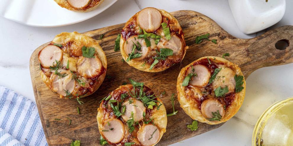 Acker-Rezepte-Hot-Dog-Muffins_AdobeStock_1993256286