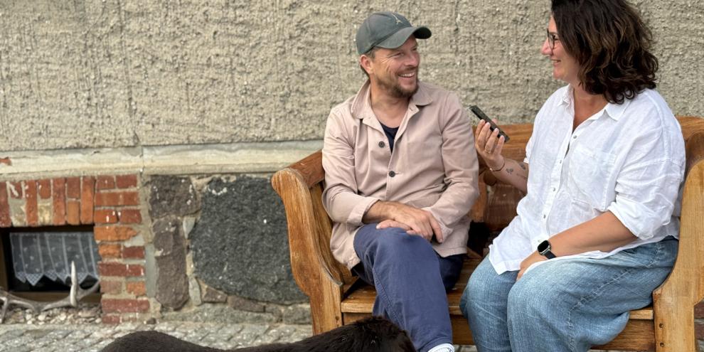 Im Interview zeigte sich Florian Panzner gut gelaunt und sprach offen über seine Leidenschaft für die Jagd.