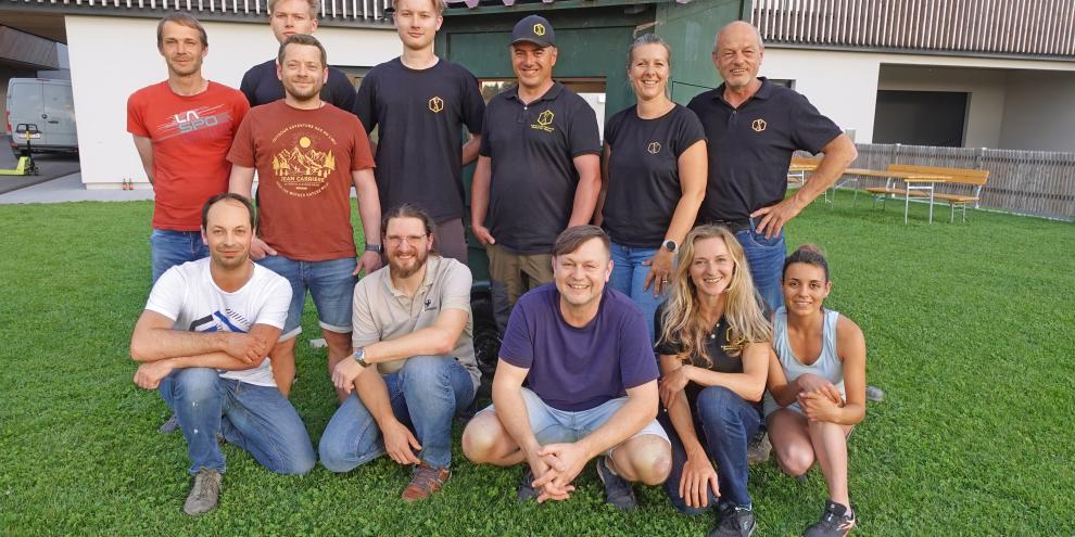 Besamungsaktion 2026 der Bienenzuchtgruppe Oberösterreich Salzburg mit Dr. Guillaume Misslin und René Schieback.