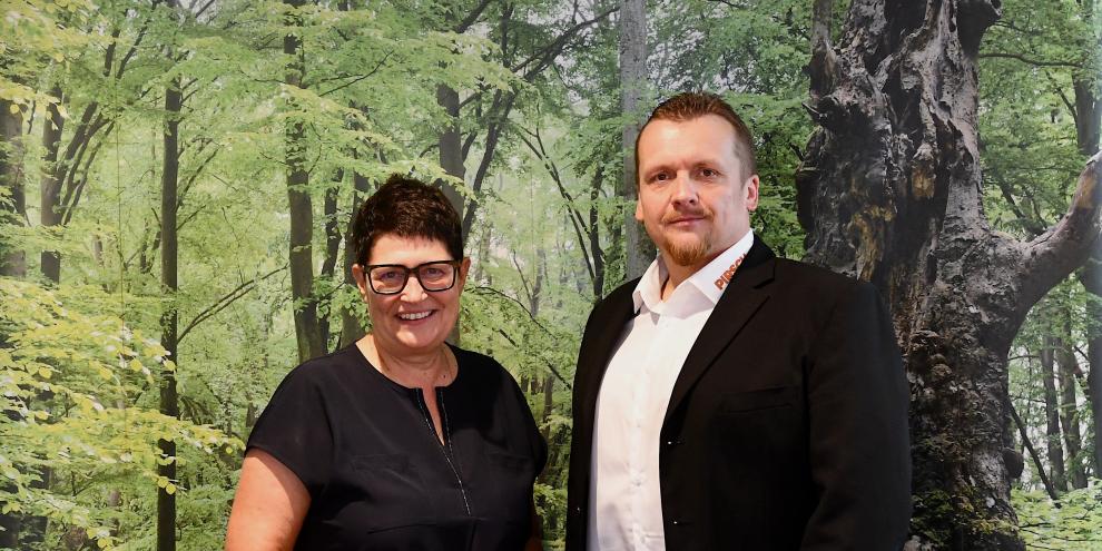 Die rheinlandpfälzische Ministerin für Landwirtschaft, Weinbau, Umwelt und Forsten Christine Schneider (l.) empfing Alexander Losert zum Interview.