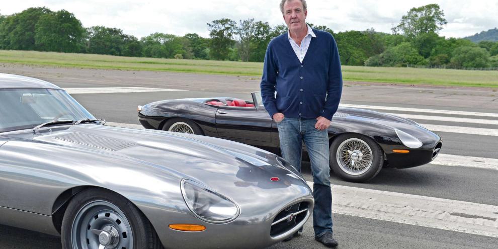 Jeremy Clarkson und ein Jaguar