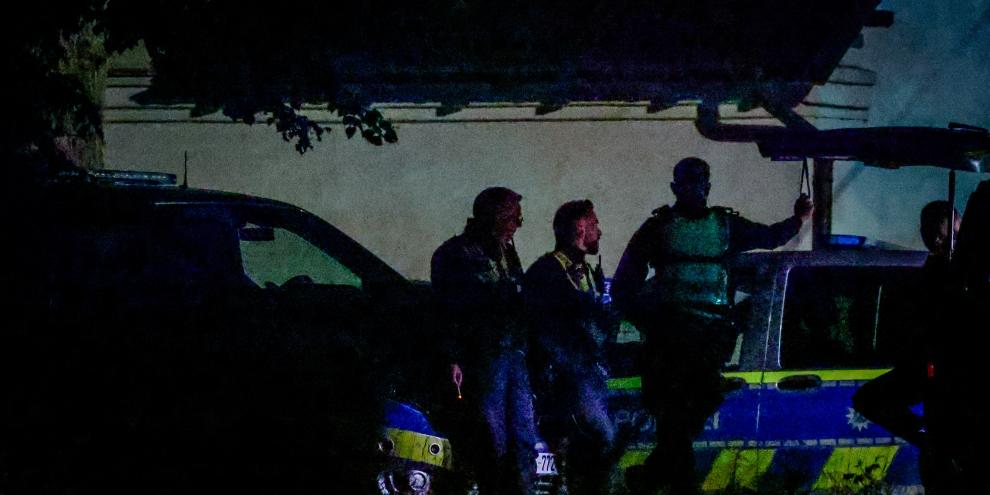 Im Landkreis Neumarkt in der Oberpfalz läuft derzeit noch ein großer Polizeieinsatz. (Symbolbild)
