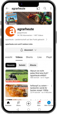 Abbildung: Ein Smartphone mit Inhalten des YouTube-Kanals