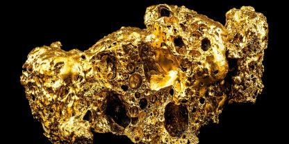 Ein großer Goldklumpen