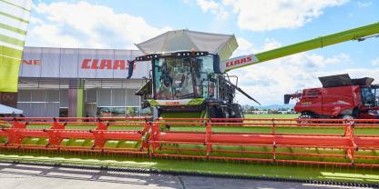 Wenn der Landwirt vorsichtig investiert, spürt das auch der Landtechnikhersteller. Etwa Claas.