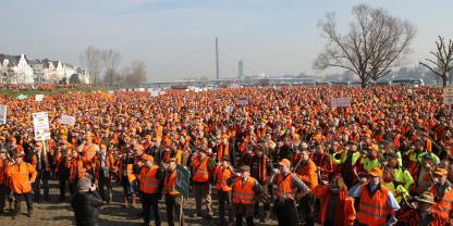 Die Demonstration in Düsseldorf: War sie für die Katz?Am 30.1.2025 plant die Landesjägerschaft Niedersachsen eine Demonstration mit 15.000 Teilnehmern in Hannover gegen die geplante Jagdgesetzänderung.Die Jäger-Demo am Donnerstag ist wichtig - für die Jagd und für den gesamten ländlichen Raum.In Rheinland-Pfalz ist eine Demonstration gegen die Jagdrechtsnovelle geplant (Symbolbild).