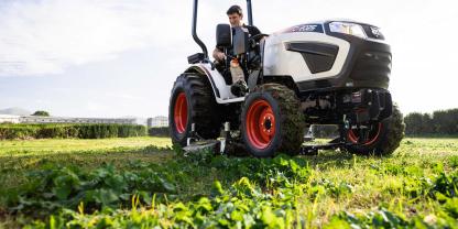bobcat-traktor-ct2025
