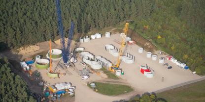 Sind Windräder im Wald eine Chance für den Wald - oder doch ein Risiko? Dieser Frage geht eine Reportage des BR nach. (SYMBOLBILD)