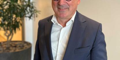 Dr Frank Hiller 2 CB