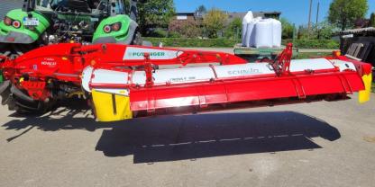 Pöttinger Novacat 352 CF Mähwerk Bild 1