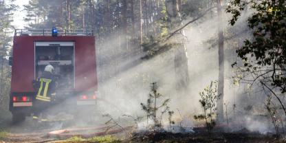 Wenn‘s brennt, kommt die Feuerwehr, sofern sie hinkommt.