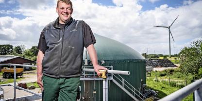 Windkraft, PV und Biogas: Thomas Andresen erzeugt nicht nur Lebensmittel, sondern auch viel Energie.