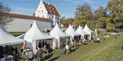 Die Messe in Grünau ist mittlerweile fester Teil der Jagdkultur in Deutschlands Süden.