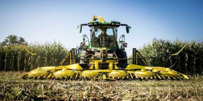 Neues Maisgebiss von John Deere: Kemper 400 Pro
