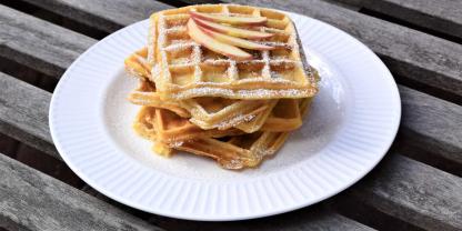 Herbstliche Apfelwaffeln: saftig und fluffig zugleich