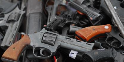 Die Waffenbehörde Wiesbaden hat zahlreiche Waffen vernichten lassen (Symbolbild). Die Waffenbehörde Wiesbaden hat zahlreiche Waffen vernichten lassen (Symbolbild).