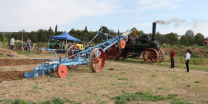 Pflügen unter Volldampf war das Motto des Hohenheimer Feldtags 2025 des Deutschen Landwirtschaftsmuseums. Pflügen unter Volldampf war das Motto des Hohenheimer Feldtags 2025 des Deutschen Landwirtschaftsmuseums.