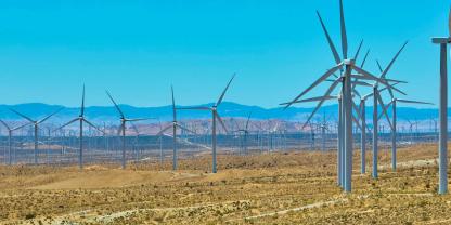 Windkraftanlagen in der Mojave-Wüste in Kalifornien.
